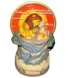 Hallmark KEEPSAKE Ornament Simba, Sarabi and Mufasa Lion King holiday ornament